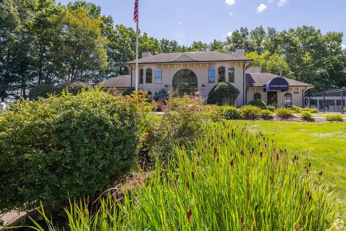 Community Clubhouse | Boulder Park Apartments in Nashua NH