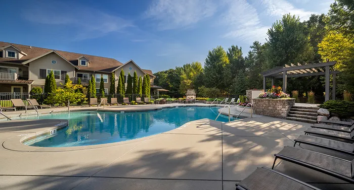 Brownridge Terrace Outdoor Saltwater Pool