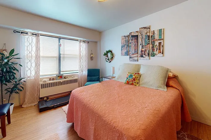 Photo of The Lakeshore Apartments