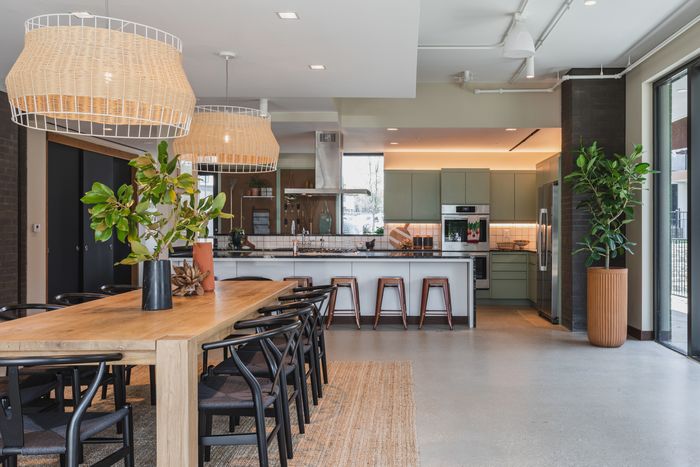 Common Area Kitchen
