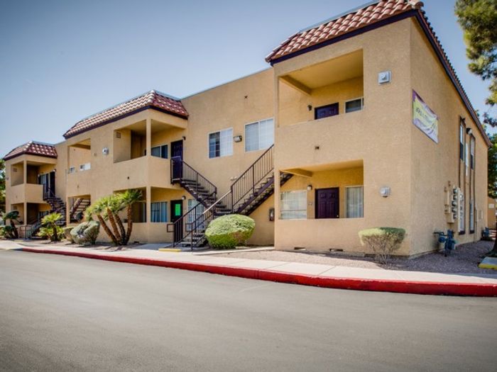 Ridge Falls, Apartments For Rent