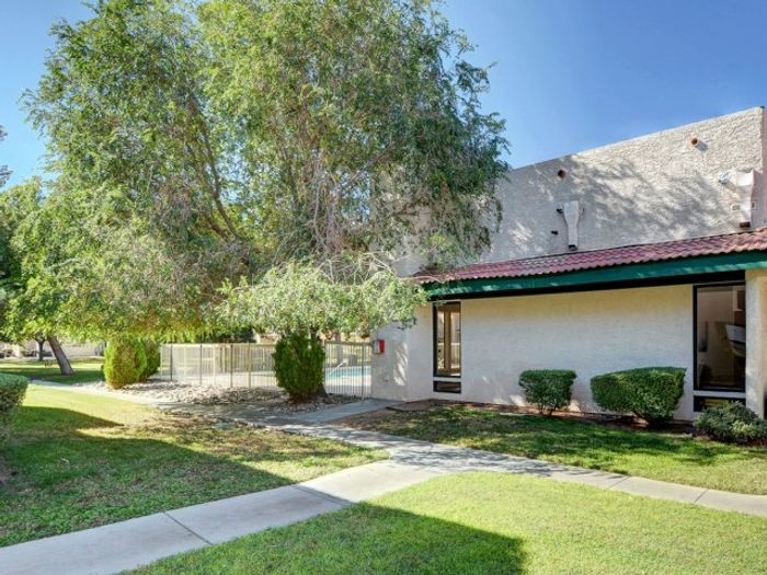 Villas East Apartments For Rent