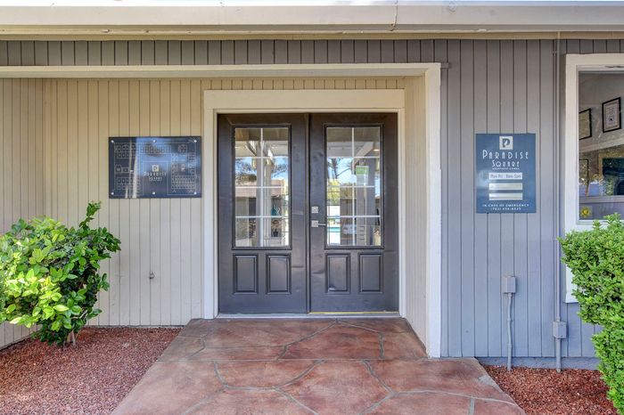 Paradise Square | Apartments For Rent in Las Vegas