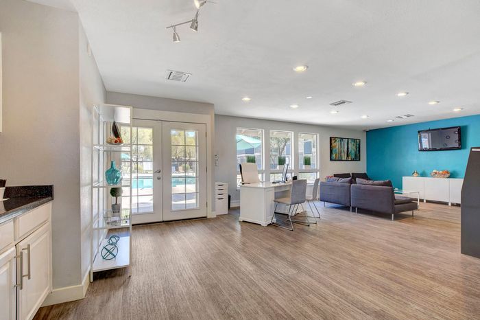 Paradise Square | Apartments For Rent in Las Vegas