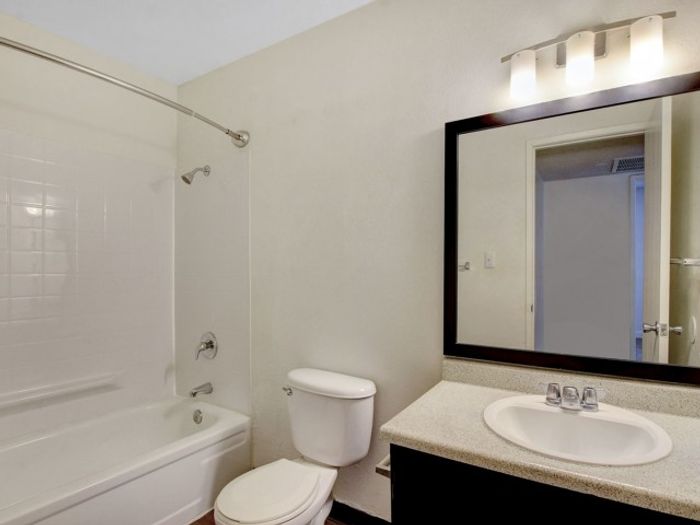 Paradise Square | Apartments For Rent in Las Vegas