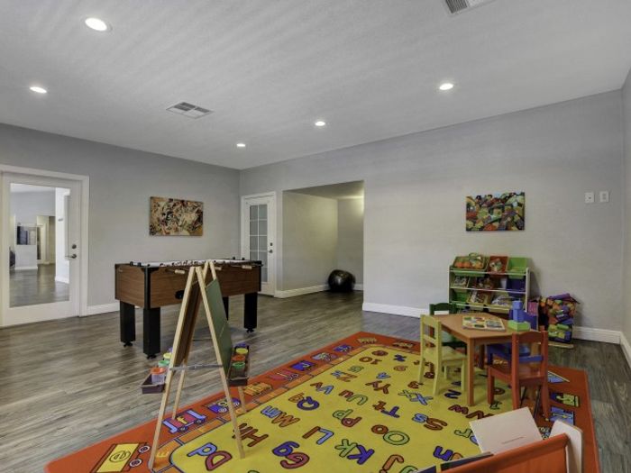Riverbend Apartments | For Rent in Las Vegas, NV | Clubhouse