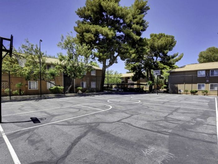 Riverbend Apartments | For Rent in Las Vegas, NV | Basketball Court