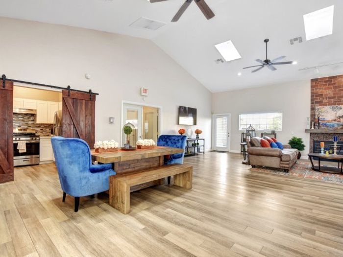 Ridge Falls, Apartments For Rent