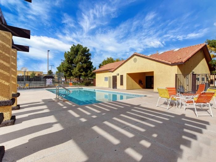 Ridge Falls, Apartments For Rent