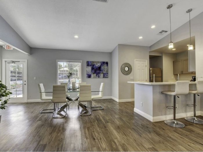 Riverbend Apartments | For Rent in Las Vegas, NV | Clubhouse
