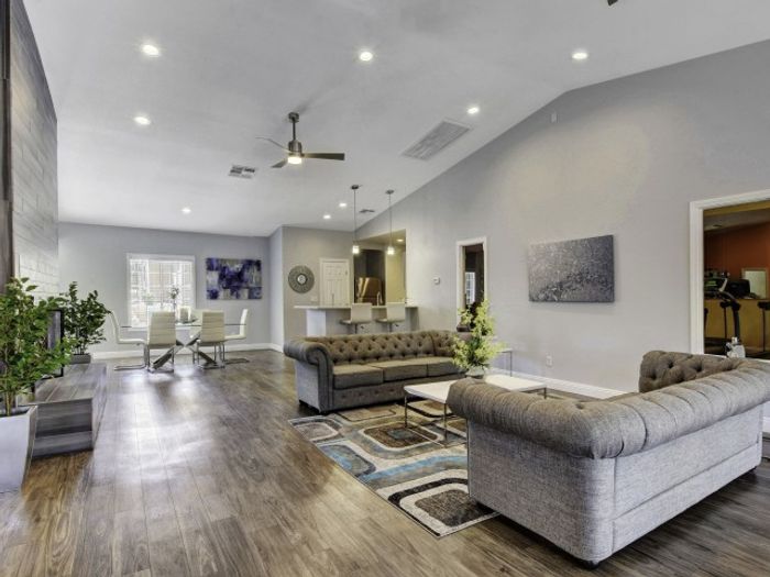 Riverbend Apartments | For Rent in Las Vegas, NV | Clubhouse