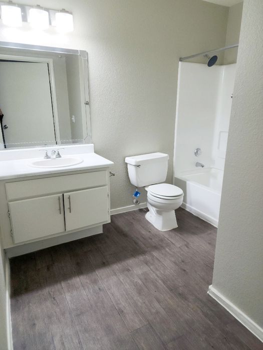 One Bedroom at Ridge Falls, Apartments For Rent