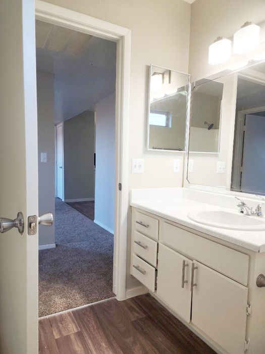 Three Bedroom at Ridge Falls, Apartments For Rent