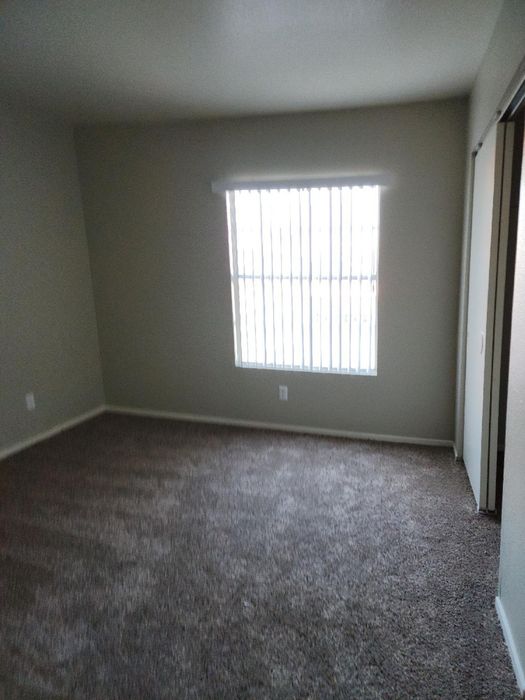 Three Bedroom at Ridge Falls, Apartments For Rent