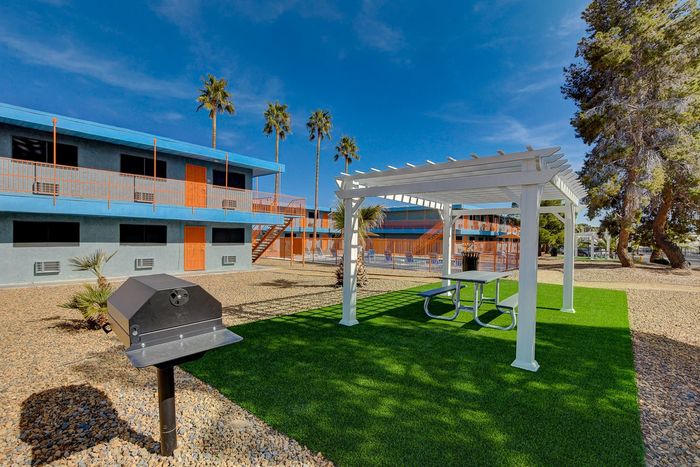 ATMO Escondido | Apartments For Rent in Las Vegas, NV