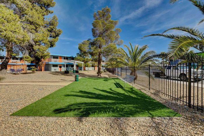 LIV at University II, Apartments For Rent in Las Vegas, NV