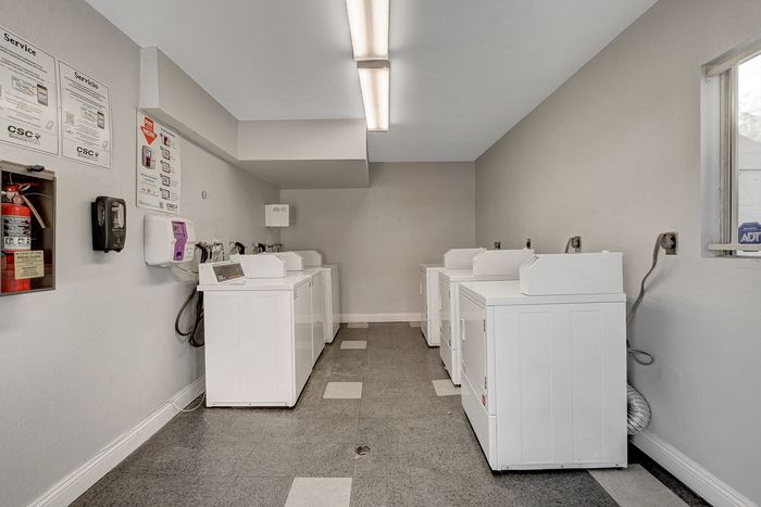 LIV at University II, Apartments For Rent in Las Vegas, NV