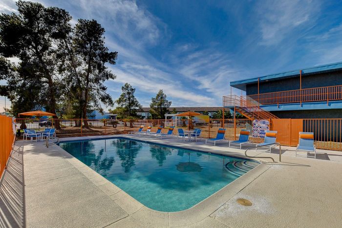 ATMO Escondido | Apartments For Rent in Las Vegas, NV