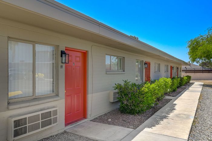 Campus Crossing, Apartments For Rent in Las Vegas