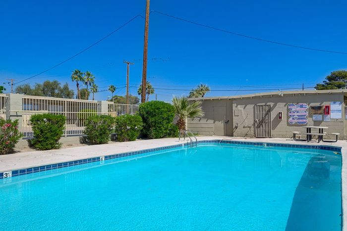 Campus Crossing, Apartments For Rent in Las Vegas