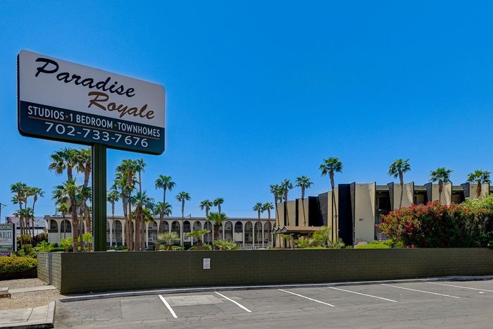 Paradise Royale | Apartments For Rent in Las Vegas, NV