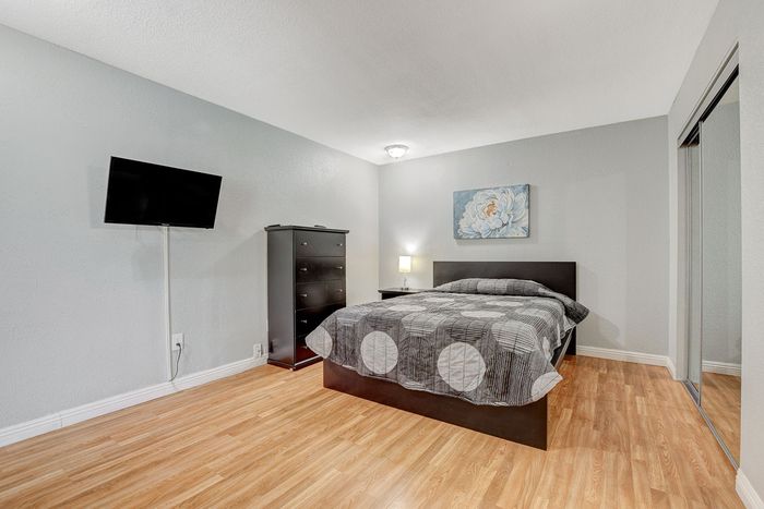 Paradise Royale | Apartments For Rent in Las Vegas, NV