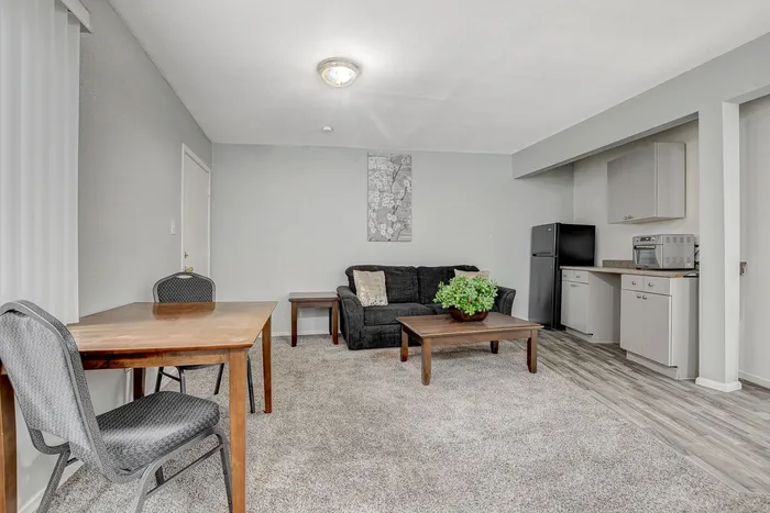 Paradise Royale | Apartments For Rent in Las Vegas, NV