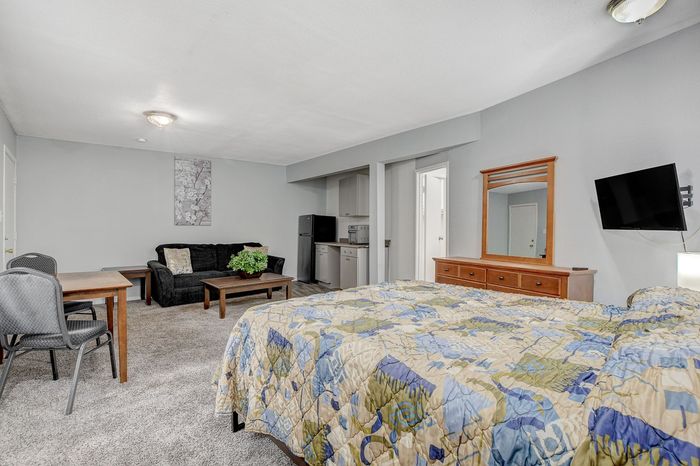 Paradise Royale | Apartments For Rent in Las Vegas, NV