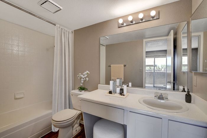 Bella Estates, Apartments For Rent in Las Vegas