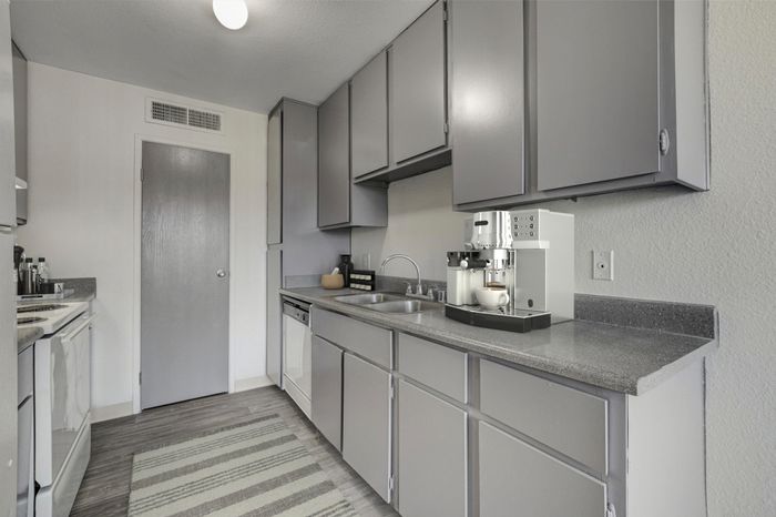 Villas East Apartments For Rent