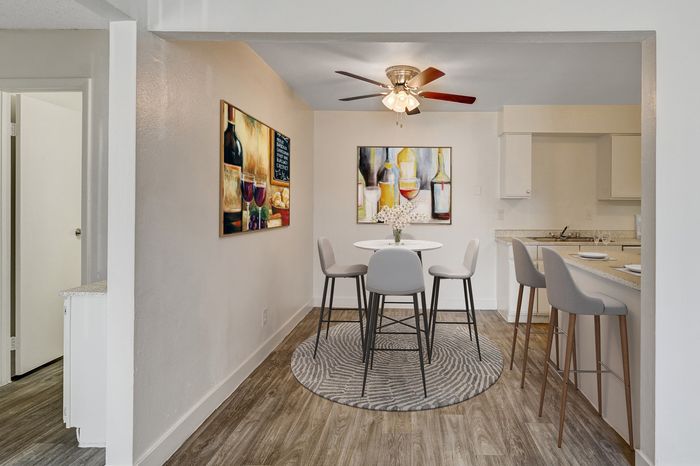 Lake Charlotte, Apartments For Rent in Las Vegas