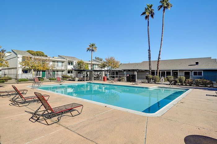 Sunset Terrace - Apartments For Rent in Las Vegas