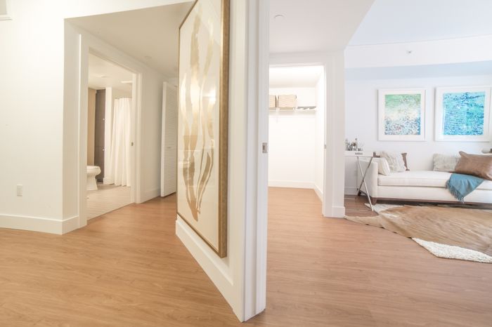 spacious open floor plan layout with high-end finishes at the Arroyo Residences in Walnut Creek