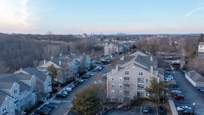 Exterior view of the Alister Quincy apartments