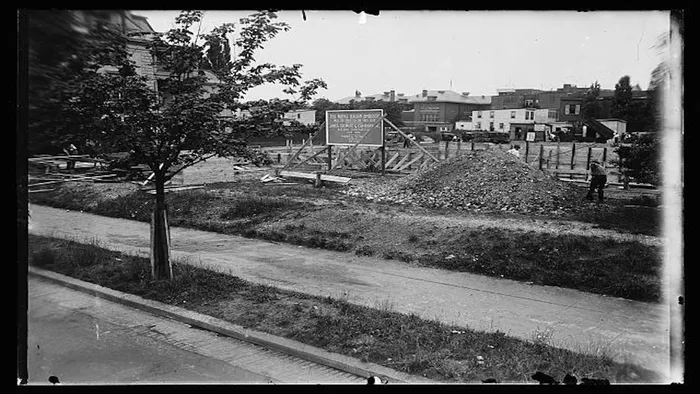 Groundwork for the original build of the Italian Embassy
