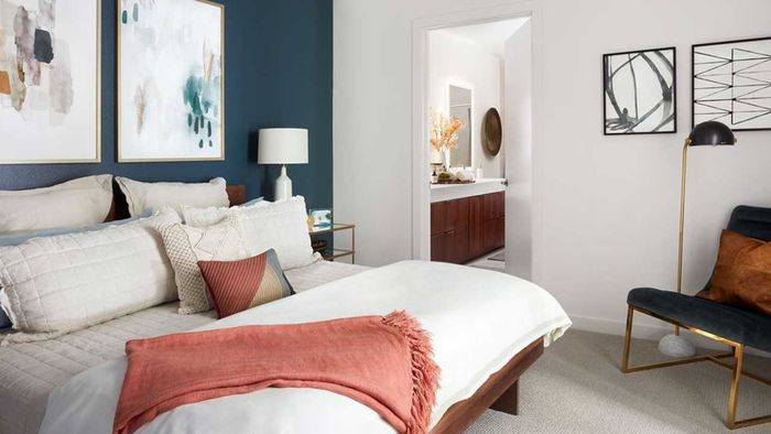 Bedroom with direct access to bathroom