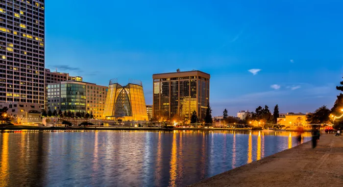 Lake Merritt views at night