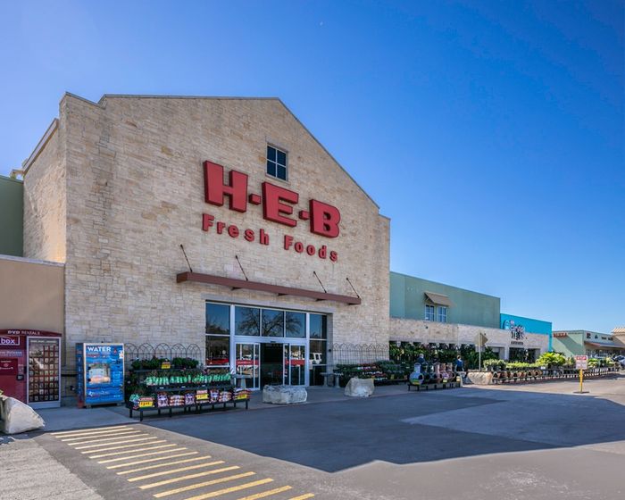 exterior of HEB grocery store