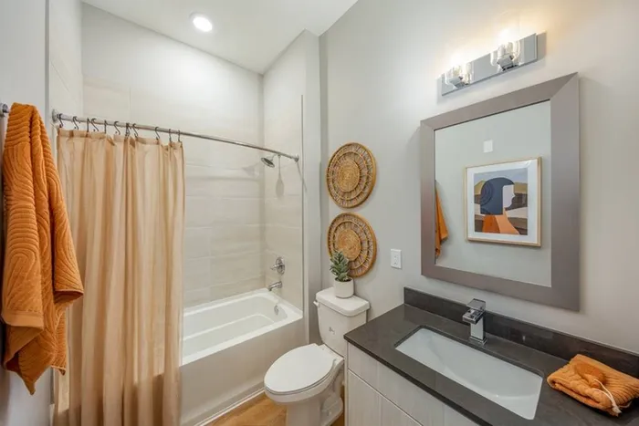 A1 Bathroom  | CORE | Studio, 1 & 2 Bdrm Apartments In Kansas City