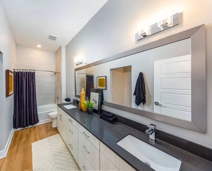 Spacious Main Bathrooms  | CORE | Studio, 1 & 2 Bdrm Apartments In Kansas City