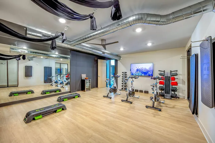 Yoga & Spin Room