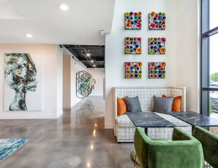 Entry Lounge & Bike Reservation