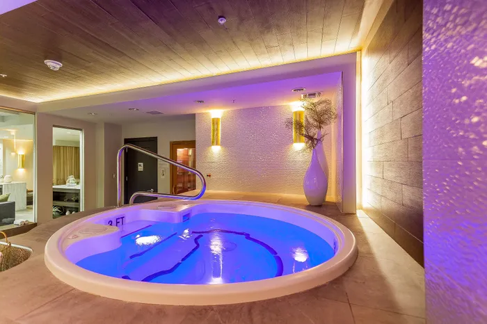 Power & Light Spa