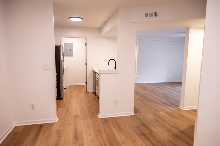 2 Bedroom Entry | Apartments in Kansas City, MO | Union Hill