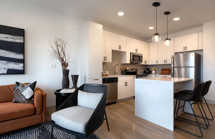 Modern Hardware & Lighting