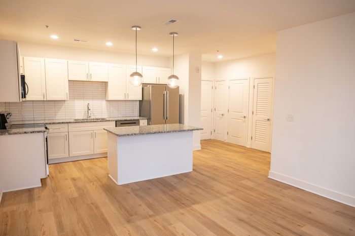 2102 | Kitchen
