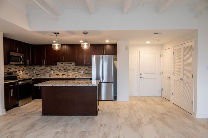 2302 | Kitchen