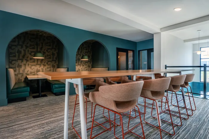 Co-Working Stations
