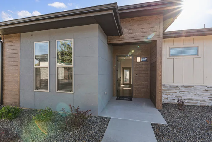 Exterior view of a 2 bedroom home at Modern Craftsman Black Cat
