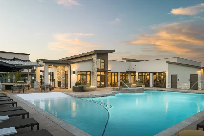 Clubhouse and Pool at Modern Craftsman Ten Mile homes in Meridian, ID